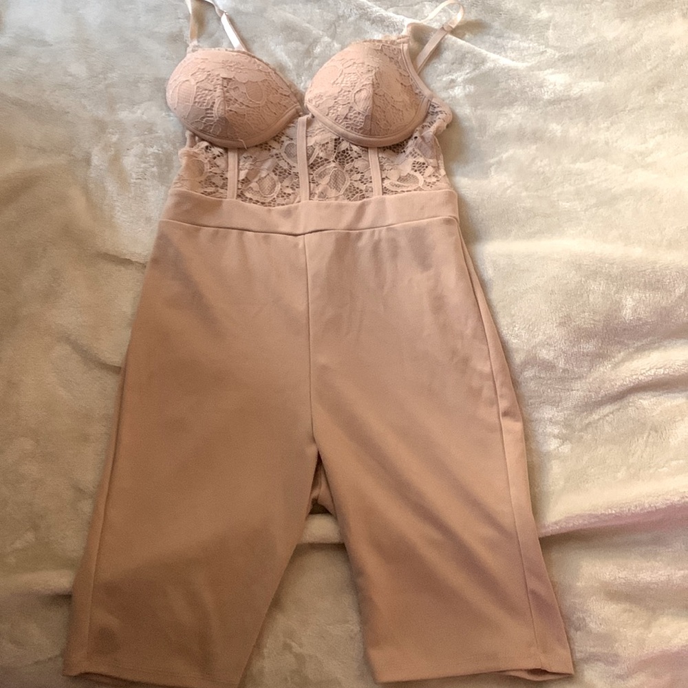 Haute Monde. Size Medium. Never worn.